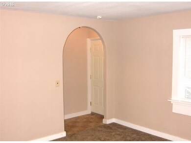 150 SW Ivy St, Willamina, OR 97396 - photo 4