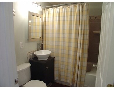 690 E 7th St unit 2, Boston, MA 02127 - photo 7