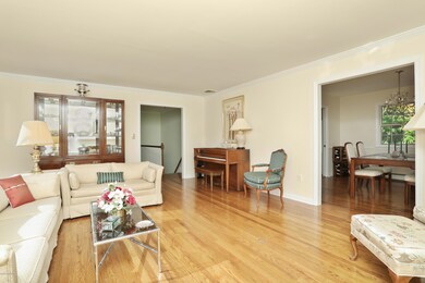 18 Wyndover Ln Cos Cob CT-print-035-034-