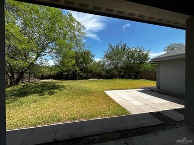 616 Park Place Dr, Weslaco, TX 78599 - photo 2