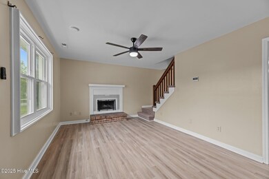 21 Donnell Ave, Havelock, NC 28532 - photo 4