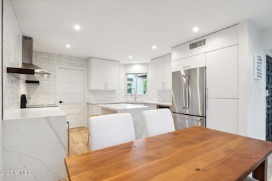 6819 N 73rd St, Scottsdale, AZ 85250 - photo 2