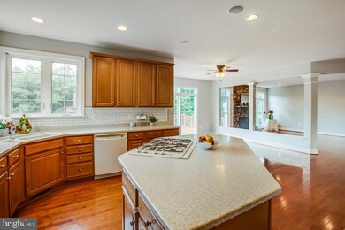 3649 Thomasson Crossing Dr, Triangle, VA 22172 - photo 6