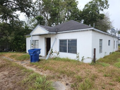 1805 Avenue C, Bay City, TX 77414 - photo 2