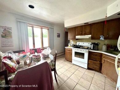 201 S Main St, Taylor, PA 18517 - photo 7