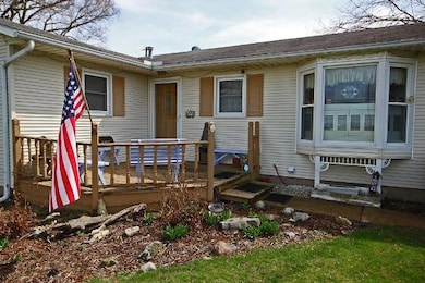 8131 Tarlton Rd, Circleville, OH 43113 - photo 2