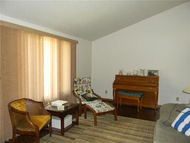 1032 Corey Ln, Plainfield, IN 46168 - photo 5