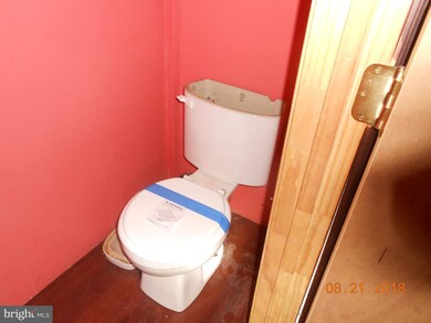 2224 W Lexington St, Baltimore, MD 21223 - photo 6