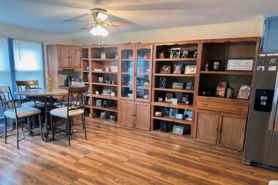 811 N Prince St, Princeton, IN 47670 - photo 4