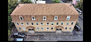 52 Marshall St, Lowell, MA 01851 - photo 3