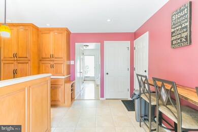 435 Dorchester Ln, Perkasie, PA 18944 - photo 7