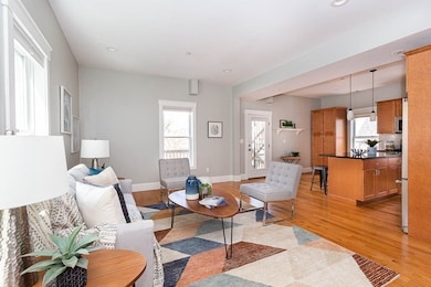 150 Lowell St unit 2, Somerville, MA 02143 - photo 2