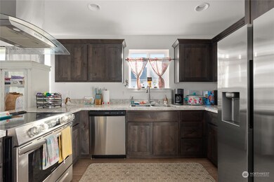 405 Powell, Winlock, WA 98596 - photo 4