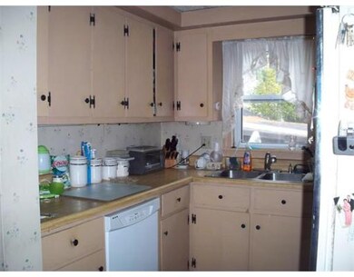 1228 New Boston Rd, Fall River, MA 02720 - photo 6