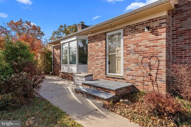 820 Thomas Rd, Lafayette Hill, PA 19444 - photo 5