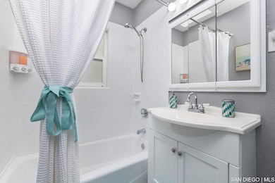 319 Rosecrans St, San Diego, CA 92106 - photo 6