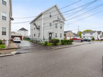129 Coyle Ave, Pawtucket, RI 02861 - photo 2