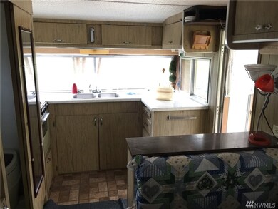 9428 Kootenai Dr unit AI, Anderson Island, WA 98303 - photo 3