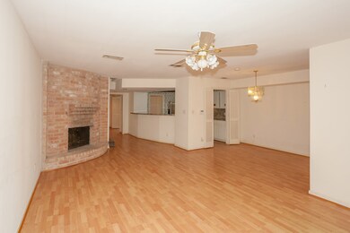 14225 Lost Meadow Ln, Houston, TX 77079 - photo 4