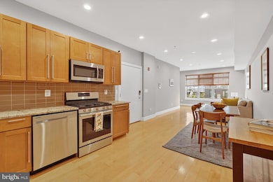 816 Kennedy St NW unit 3, Washington, DC 20011 - photo 2