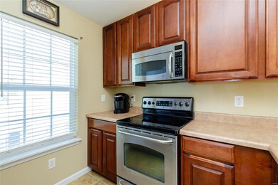 42 Inch Cabinets and Stainless Steel Appliances