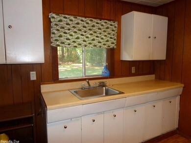 411 W 11th St, Sheridan, AR 72150 - photo 5