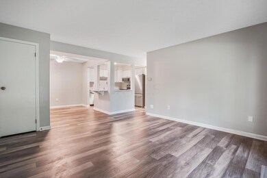 1450 Slade Ave unit 203, Columbus, OH 43235 - photo 4