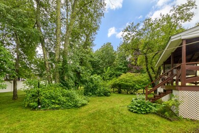 16 Pathwoods Ave, Burlington, MA 01803 - photo 5