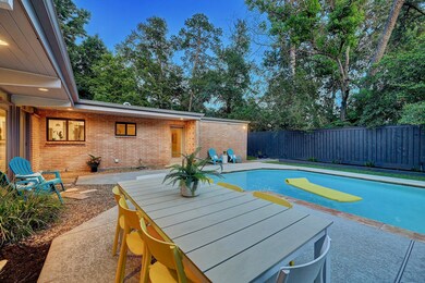 5007 Happy Hollow St, Houston, TX 77018 - photo 5