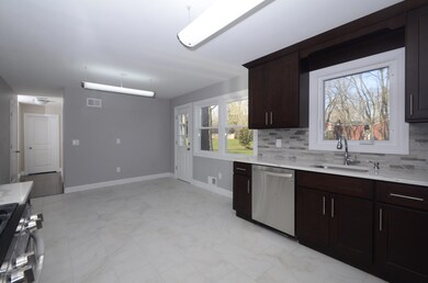 860 Newman Springs Rd, Lincroft, NJ 07738 - photo 5