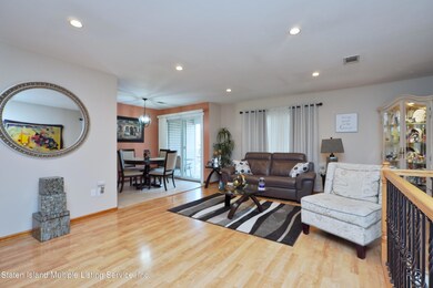 615 Correll Ave unit 164, Staten Island, NY 10309 - photo 3