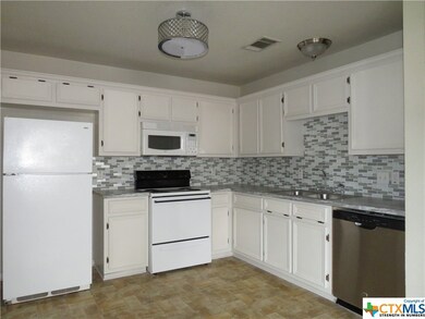 3114 Yaupon Rd unit B, Copperas Cove, TX 76522 - photo 5