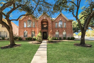 7902 Belterraza Ct, Houston, TX 77083 - photo 2