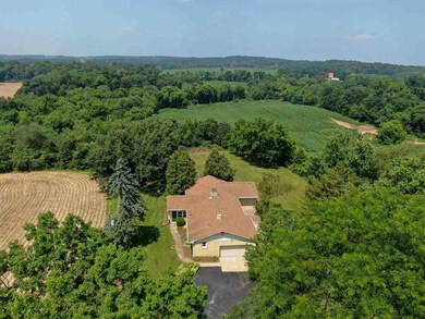 1425 Sayles Trail, Belleville, WI 53508 - photo 3