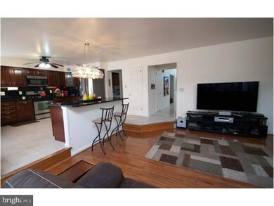 733 Park Rd, Lansdale, PA 19446 - photo 4