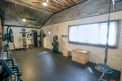 115 W Pendle St, South Bend, IN 46637 - photo 7