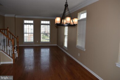 42599 Pine Forest Dr, Chantilly, VA 20152 - photo 5