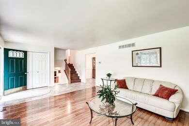 7113 Carmae Rd, Sykesville, MD 21784 - photo 3