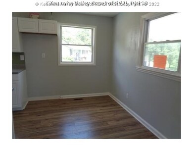 107 Garnett Dr, Dunbar, WV 25064 - photo 5