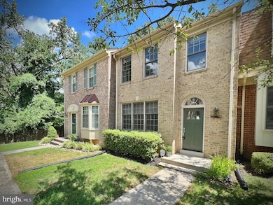 10611 Pine Haven Terrace, Rockville, MD 20852 - photo 2