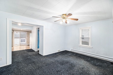 150 Guanonocque St, Auburn Hills, MI 48326 - photo 6