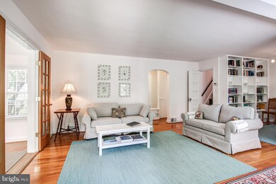 8504 Salem Way, Bethesda, MD 20814 - photo 3