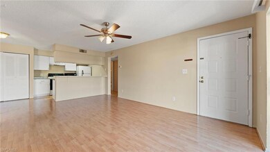 5313 Summerlin Rd unit 1309, Fort Myers, FL 33919 - photo 7