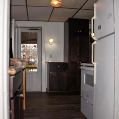 319 N 2nd St unit 2, Lehighton, PA 18235 - photo 6