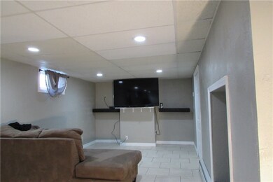 Lower level Family Room
28X10 tile flooring