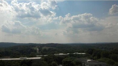 21325 Valley Forge Cir, King of Prussia, PA 19406 - photo 6