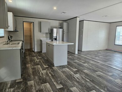 6671 Hidden Oaks Dr, North Fort Myers, FL 33917 - photo 3