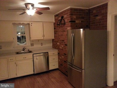 7715 Bridle Path Ln, McLean, VA 22102 - photo 4