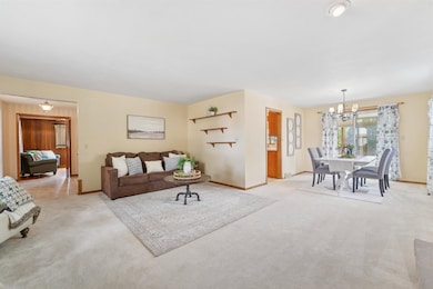 513 E Greenfield St, Appleton, WI 54911 - photo 5