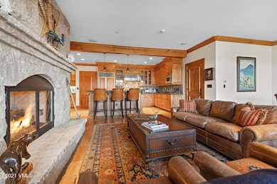 50 Peak View Unit 202 Beaver-large-003-0